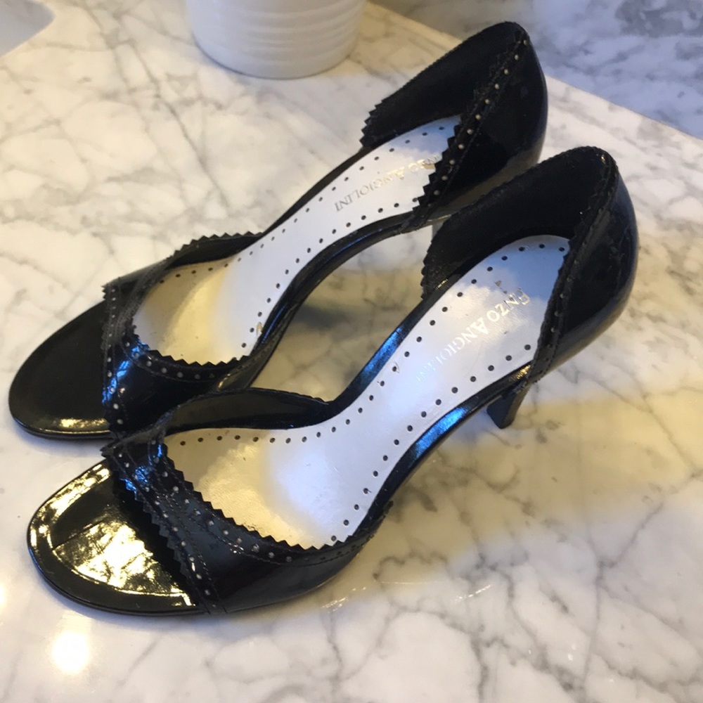 Black heels